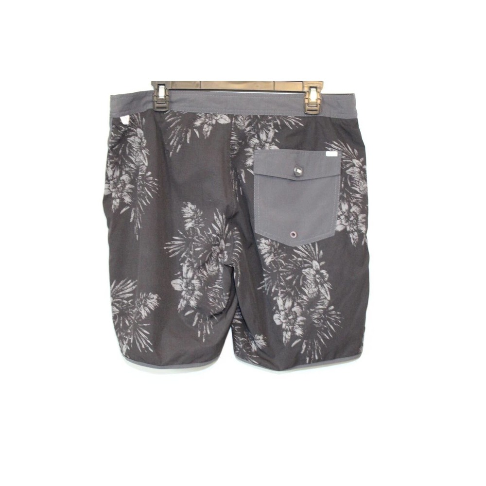 Vuori Cruise BoardShort Black Vintage Floral Gray Men's Board Shorts 32 H14054 - Picture 6 of 13